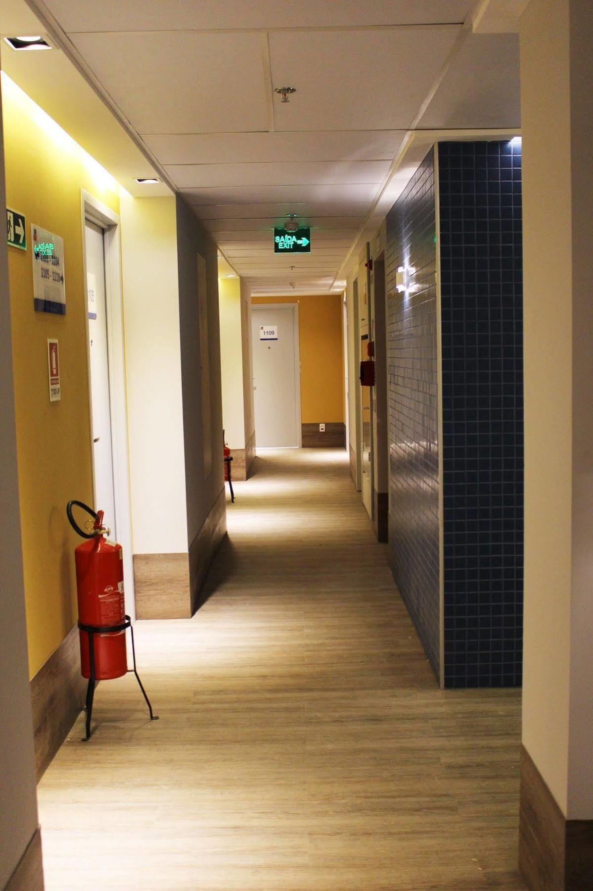 Go Inn Hotel Curitiba Exteriör bild